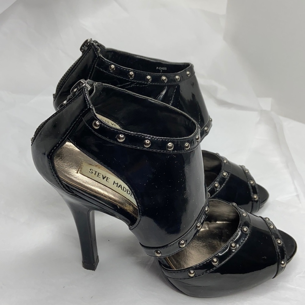 Steve Madden Black Patent Leather Studded Stiletto Heels Size 7
